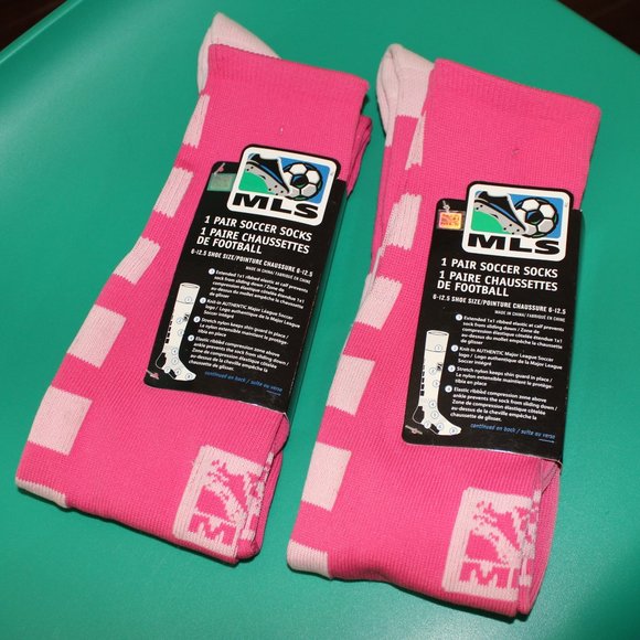 FREE WITH ANY JERSEY❤️Like who doesn't want an extra pair of pink soccer socks? - Picture 1 of 3